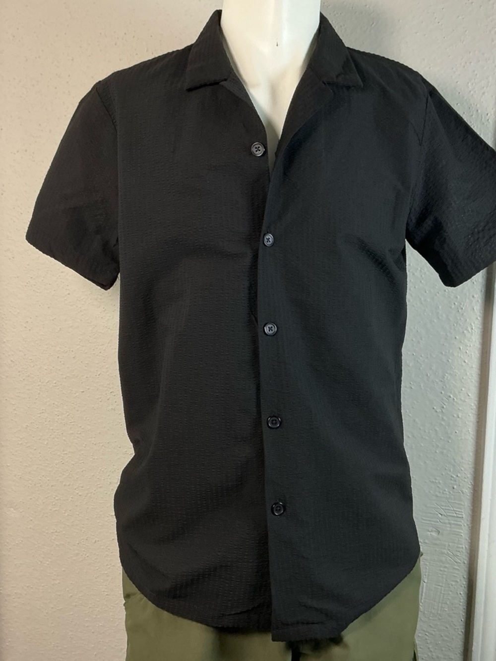 Men's Short-Sleeve Casual Button-Down Shirt - Black